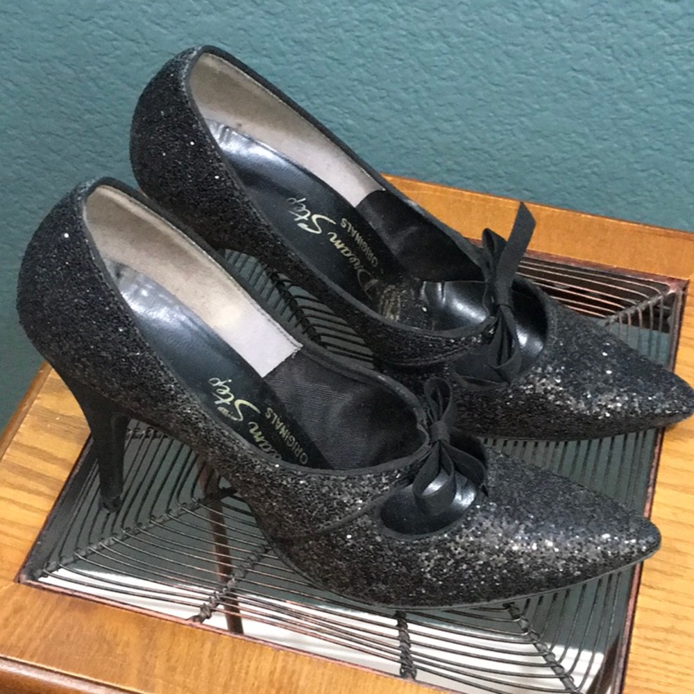 Dream Step Originals Black Sequin Heels Size 6.5